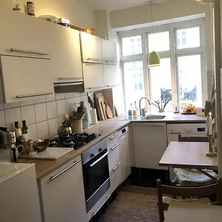 Homely Central In Hip Vesterbro Apartment